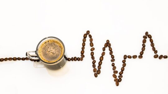 De rijke vloeistof die onze economie smeert – Koffie